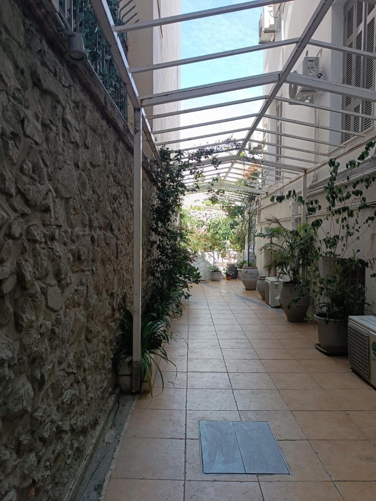 Dioskouros Hostel Athens Exterior photo